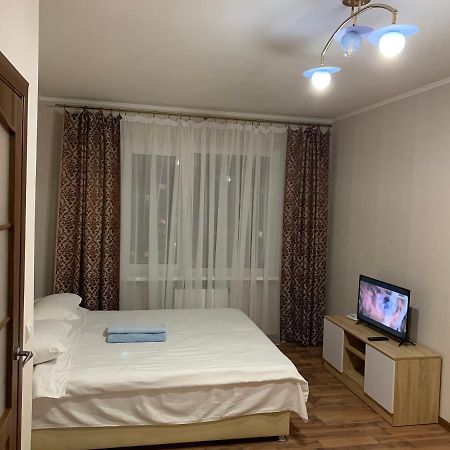 Бориса Гмыри 12Б Kiev Esterno foto