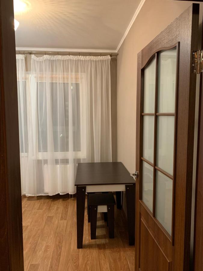 Бориса Гмыри 12Б Kiev Esterno foto